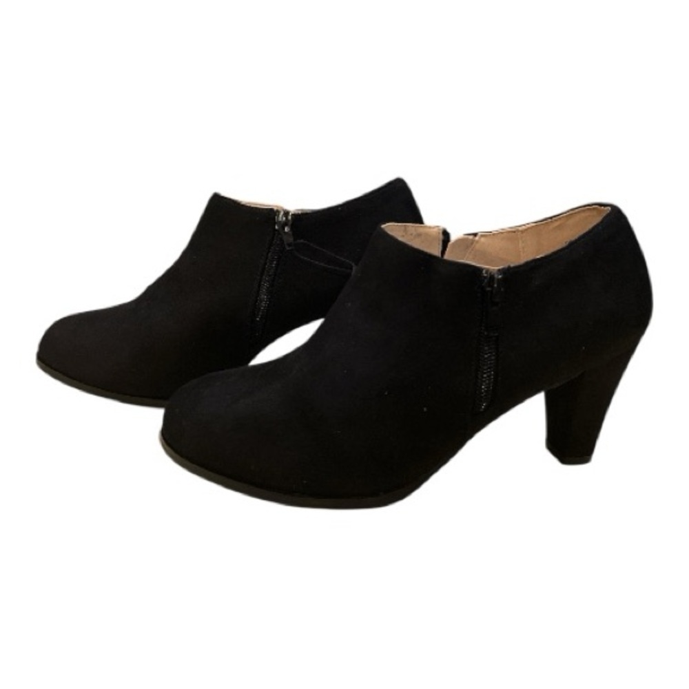 Journee Collection Black Ankle Booties - Picture 3 of 12